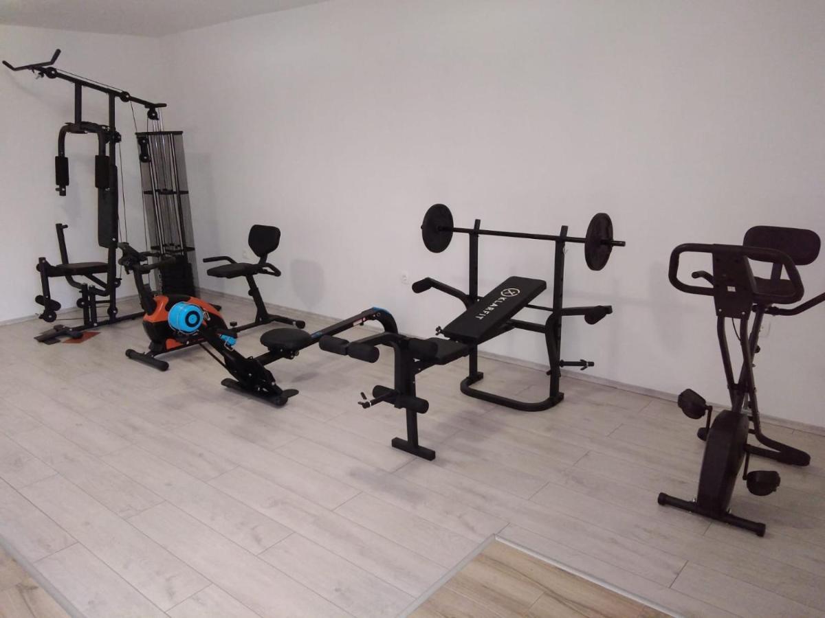 Patakun Holiday Home For 5, With Heated Pool Lecevica Екстериор снимка