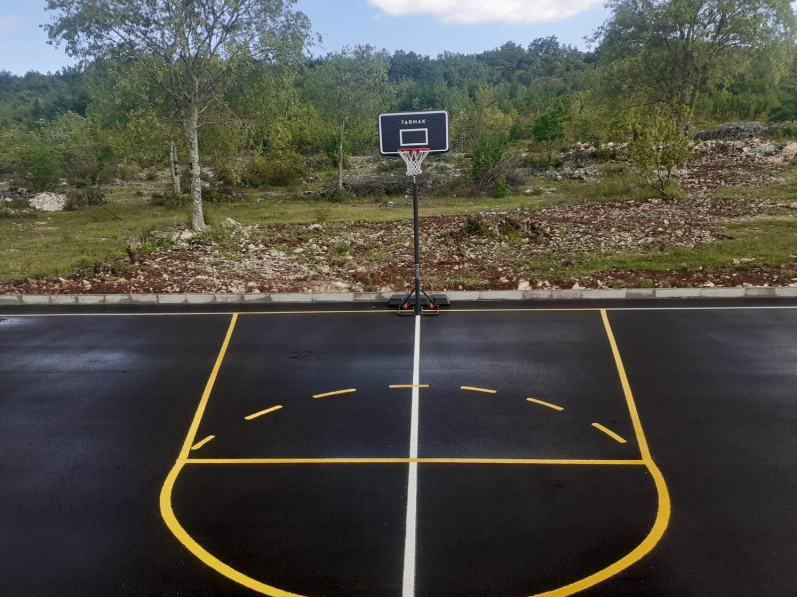 Patakun Holiday Home For 5, With Heated Pool Lecevica Екстериор снимка